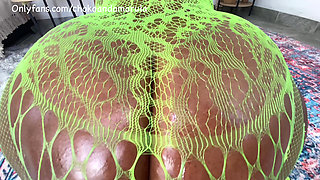 JERK OFF TO THE BIGGEST JUICIEST ASS! JOI