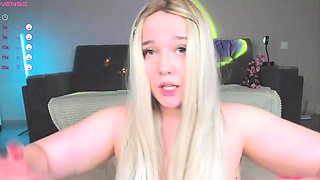 Curvy blonde fingering anal